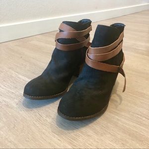 Dolce Vita Black Suede Boots, Sz 8.5